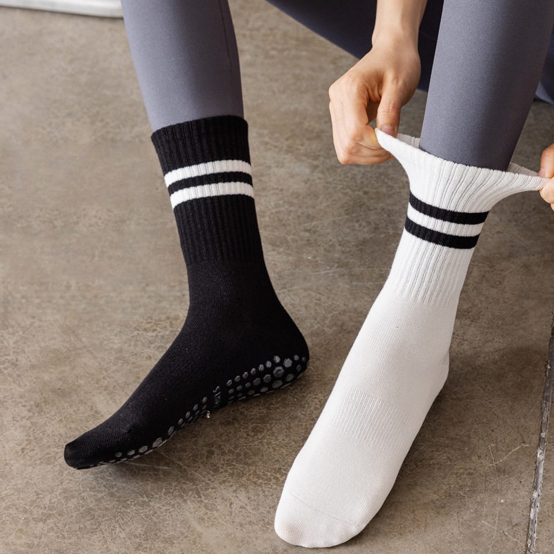 Women Non Slip Yoga Socks, Gri - огляд і ціна Yoga Fitness Workout